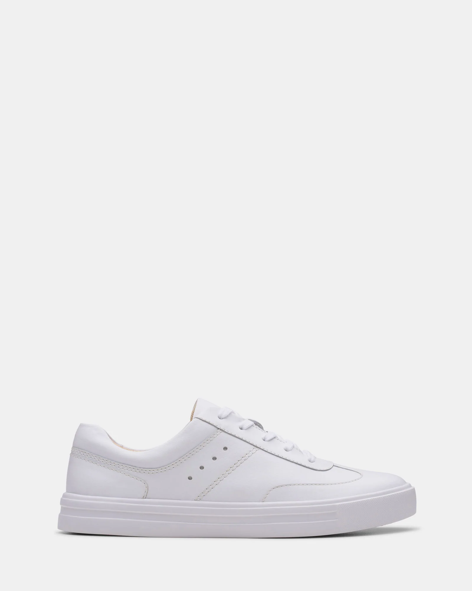 Makea Court White